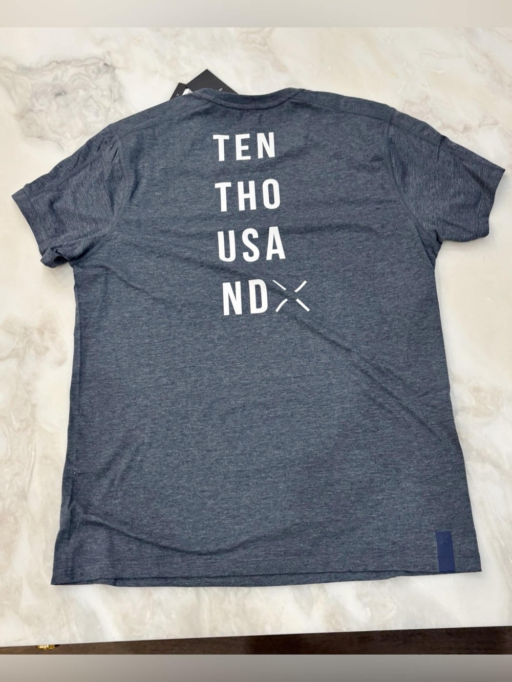 Ten Thousand Men’s Durable Shirt Size XL Blue Like New Graphic Tee